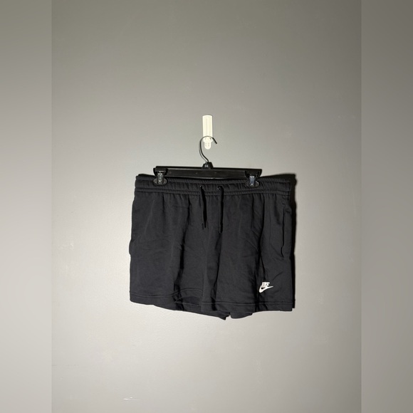 Nike Women's Club Fleece Mid-Rise Shorts Size Large - Picture 2 of 5